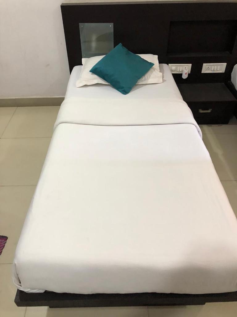 Aston Service Apartment 班加罗尔 外观 照片