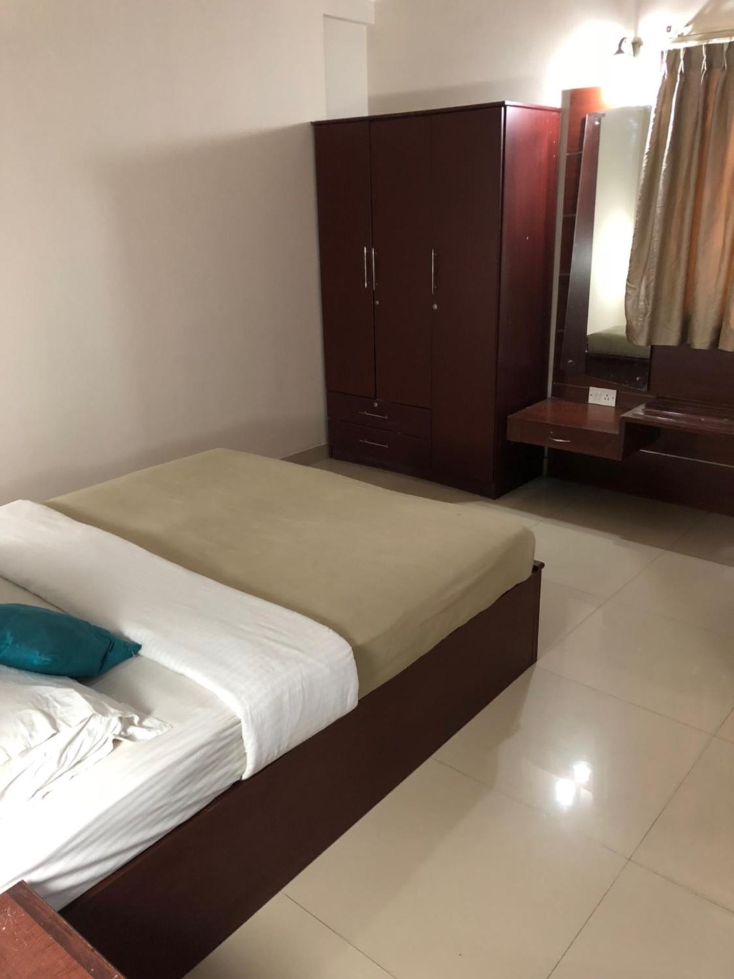 Aston Service Apartment 班加罗尔 外观 照片